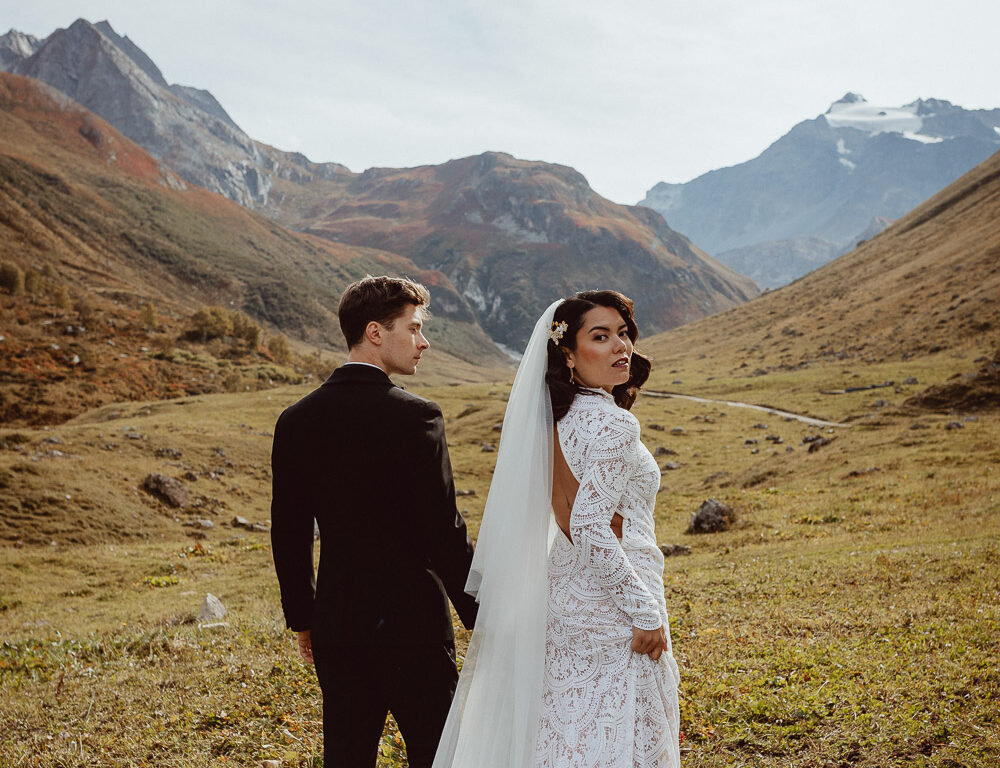 Mariage destination, séance couple à la montagne, Pralognan la Vanoise, France
