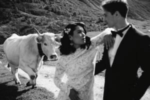 Reportage de mariage photographiée dans les Alpes (massif alpin) par Noémie Nirat