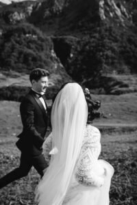 Reportage de mariage photographiée dans les Alpes (massif alpin) par Noémie Nirat